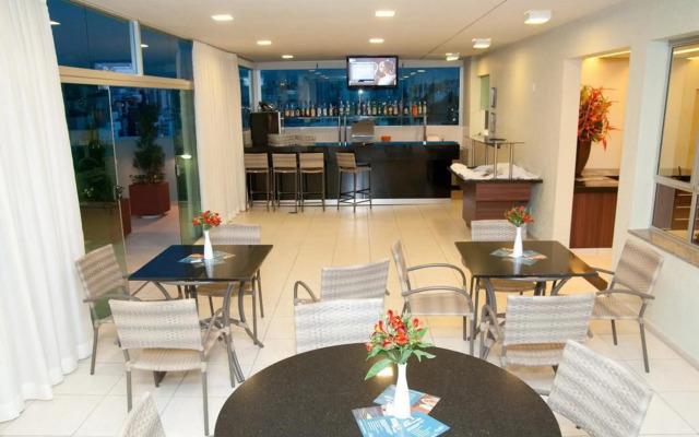 Impar Suites Cidade Nova