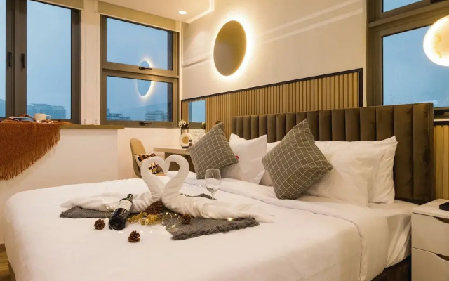 Riveria Premium Kuala Lumpur, Roam