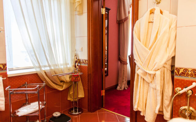 TB Palace Hotel & SPA