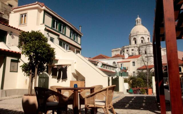 Alfama Terrace