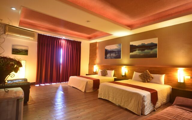Sun Moon Love Hotel