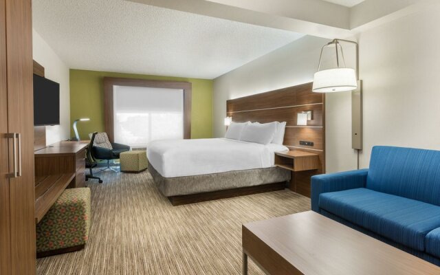 Holiday Inn Express And Suites Bentonville