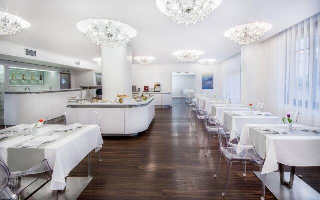 Luxury Spa & Wellness Hotel Prezident