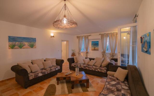 Villa Oasis Kostrena