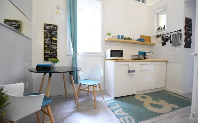 Vaci Street Apartment