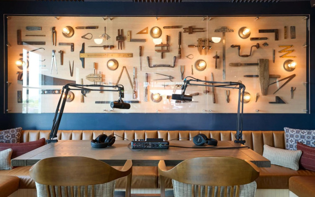 Moxy Charleston Downtown