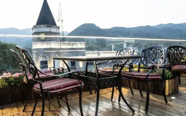 Fuyun Minguo Theme Hotel