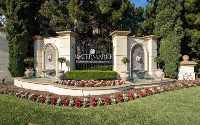 Watermarke Hideaway