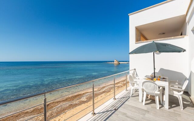 3386 Un Sogno sul Mare by Barbarhouse