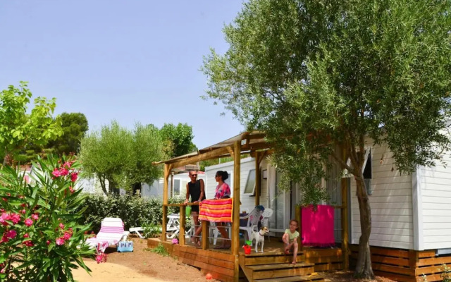 Mobile Home in Bessan With Communal Pool