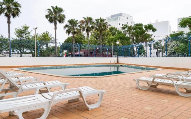 Quarteira beach house