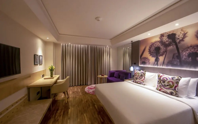 The Gaurs Sarovar Premiere