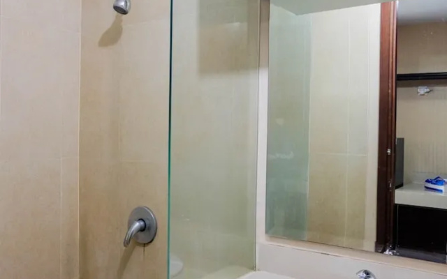 Modern Comfy Studio Apartment at U Residence