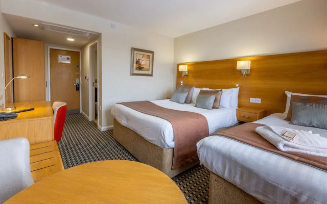 Ramada Resort by Wyndham Park Hall Wolverhampton