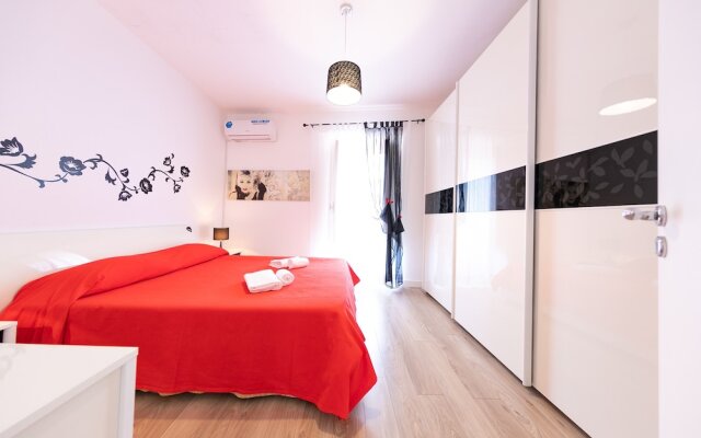 Kefa Holiday - Sofia Apartment