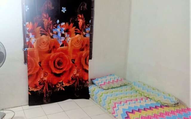 Tambak Bayan Guesthouse
