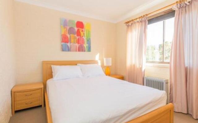 Central Park 10/1 Snowy River Avenue