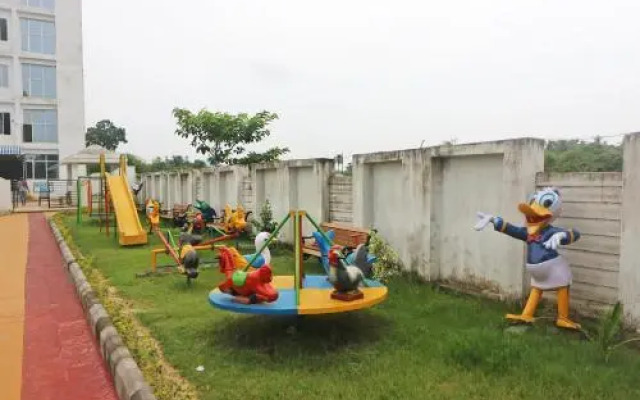 OYO 13615 Holiday Resort Digha