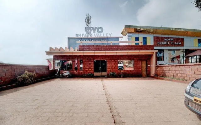 OYO 14994 Shiva's Valley