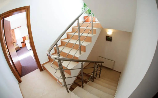 Family Hotel Nadejda