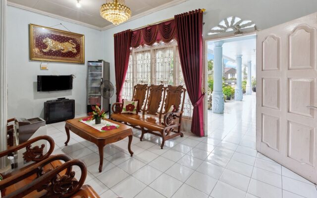 OYO Life 92803 Penginapan Purnama