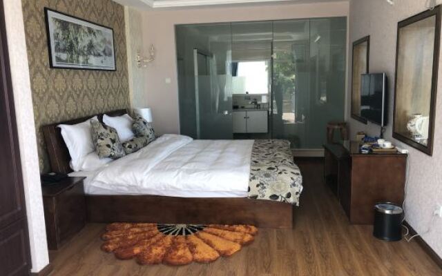 Dali Canger Yilong Hotel