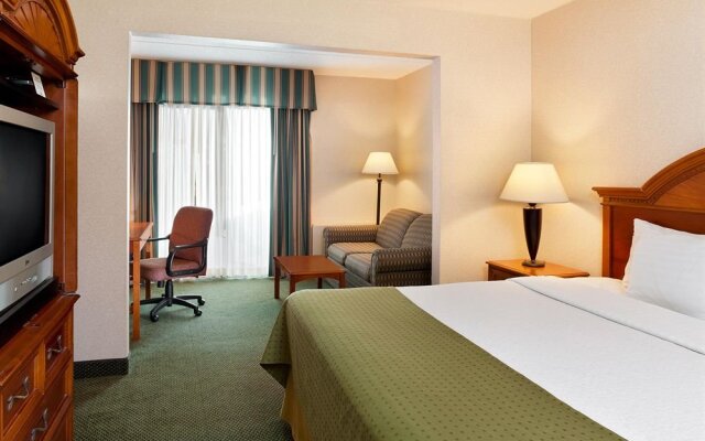 HomeRidge Inn & Suites