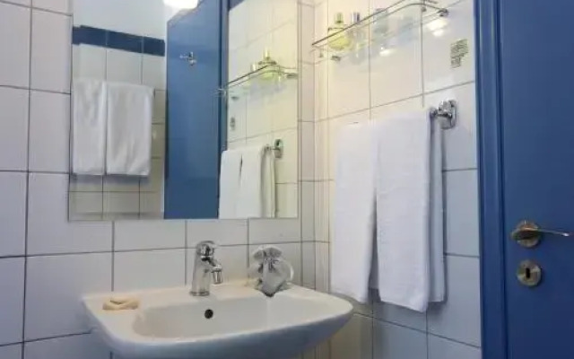 Heracles Guesthouse