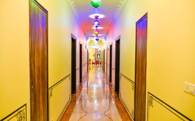 Hotel Laxmi Niwas