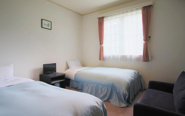 Resort Pension Le Lagon – Guest Rooms – Yamanakako