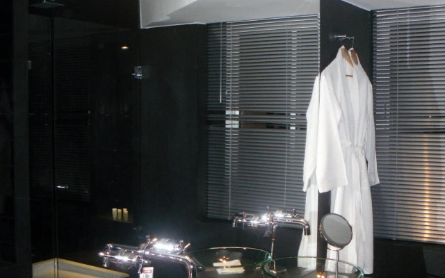Bab Hotel