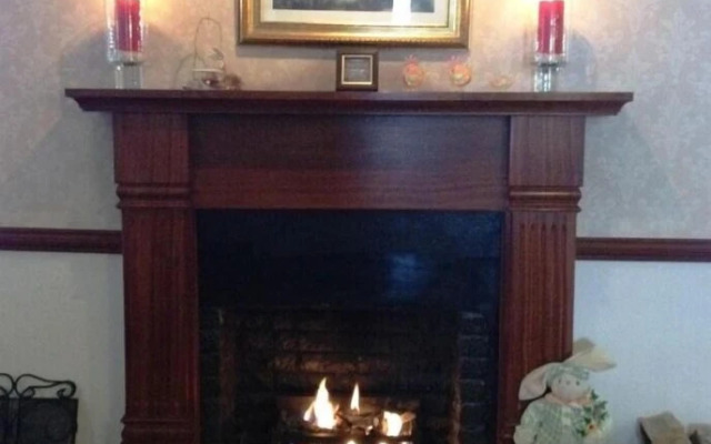 Lomond Hills Hotel