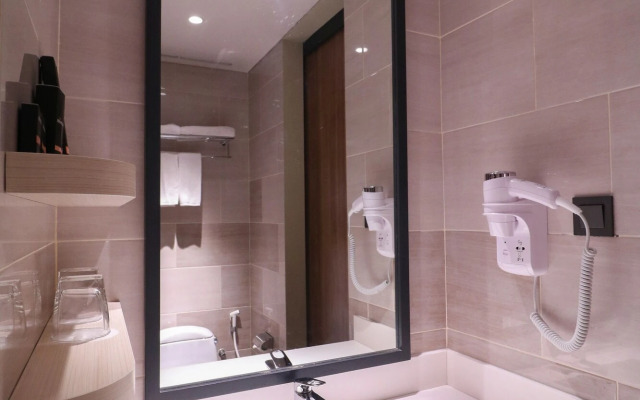 Prime Park Hotel & Convention Lombok