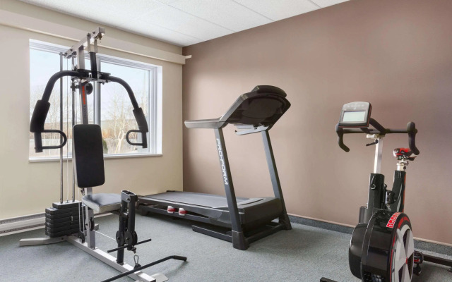 Travelodge by Wyndham Baie-Comeau