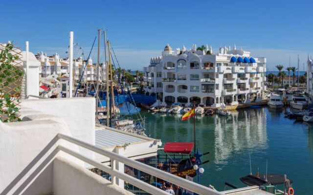 Benalmádena frente a la playa y Puerto Marina
