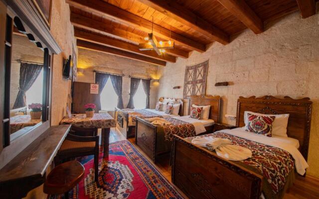 Safran Cave Hotel