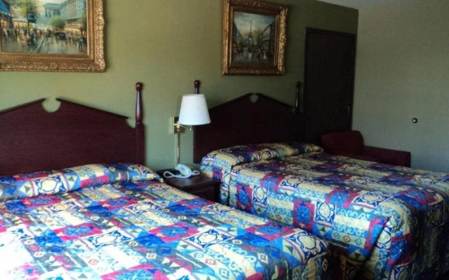 Garden Inn & Suites - Fitzgerald