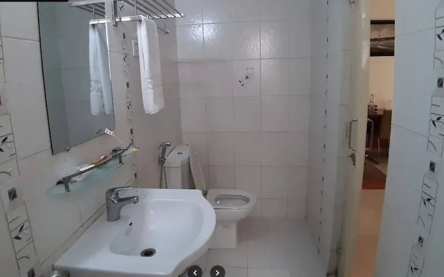 Red Roof Inn Hotel and RestaurantComilla
