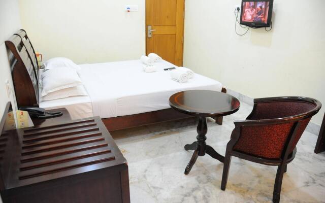 Lloyds Guest House - Royapettah