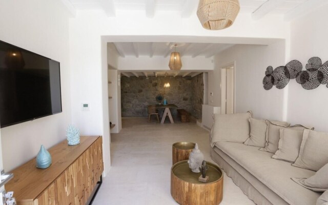 Luxury Key Mykonos 8 Bed Villa Anisia Kanalia