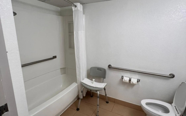 Country Inn & Suites by Radisson, Pigeon Forge South, TN