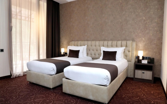 Отель Best Western Plus Paradise Hotel Дилижан