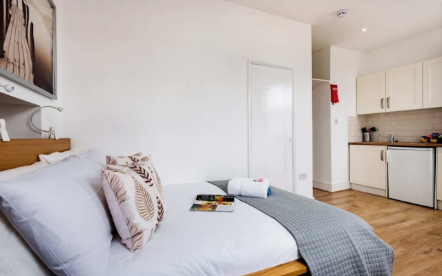 The Armadale Road Residence III