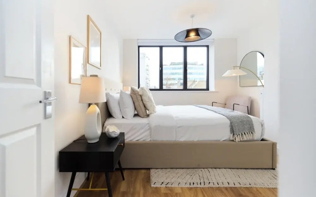 The Goodge Street Place - Bright 2bdr Flat