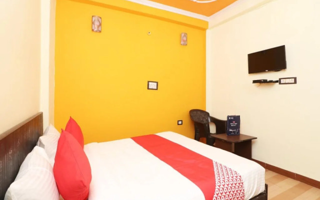 Hotel Sweet Night by OYO Rooms