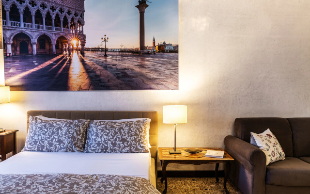 Ca' Sant'Angelo apartments