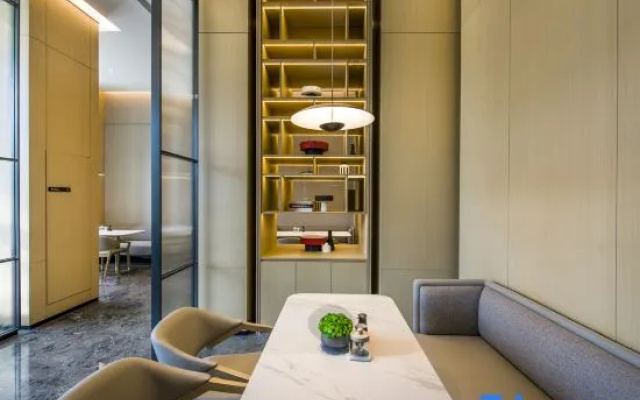 Jinyi Preferred Hotel (Wuhai Railway )