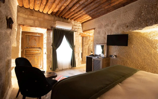 Medusa Cave Hotel