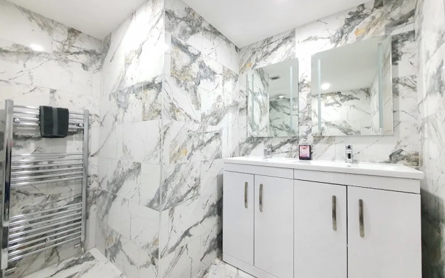 Dysa Banks Apartments