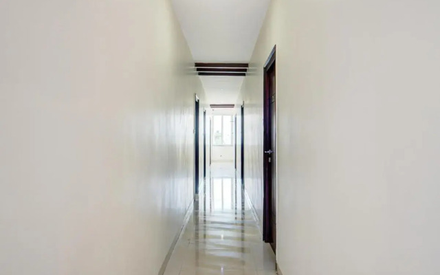 Oyo Hotel M